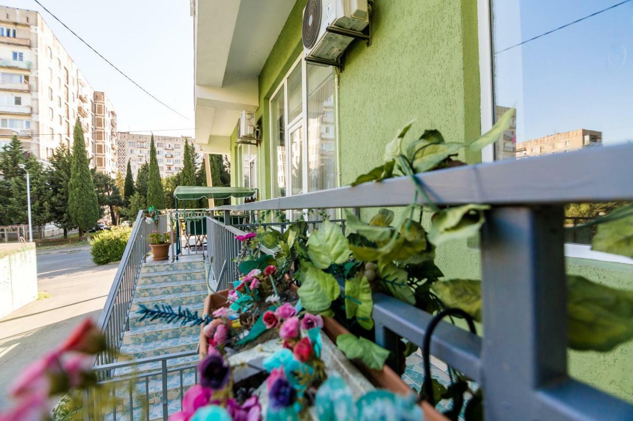 Hotel Makona Tiflis Dış mekan fotoğraf